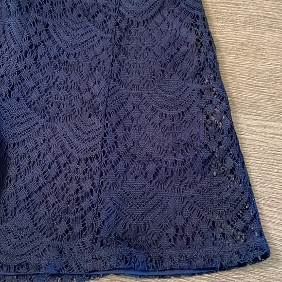 Shorts - Picture 4 of 6